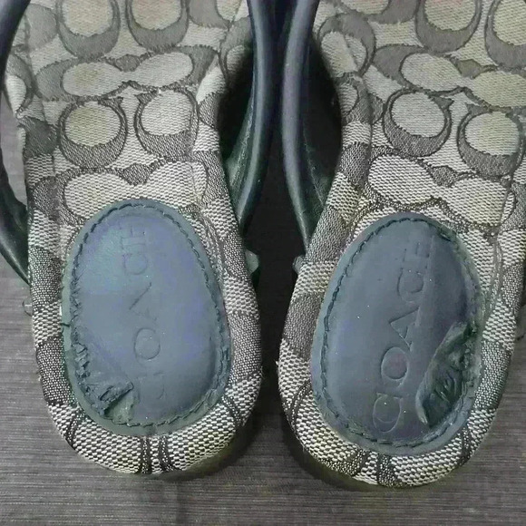 💚Coach Franki Flip Flop in Signature Jacquard Size: 6 - Picture 5 of 13